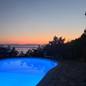 Panoramica Tra Suggestive Notti Stellate. , Torre delle Stelle Italie