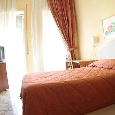 *** Hotel Garibaldi Palace Milan Italie