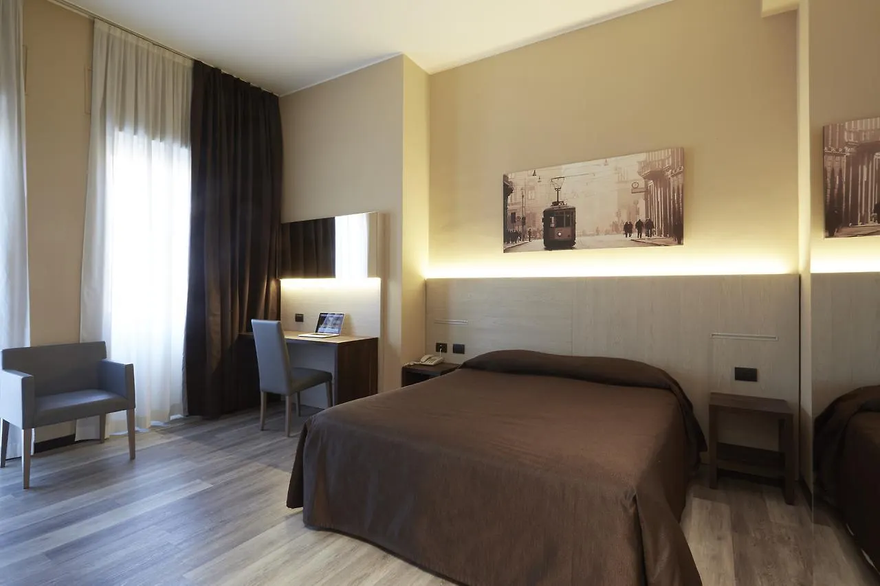 Garibaldi Palace Milan 3*,