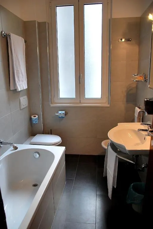 Hotel Garibaldi Palace Milaan